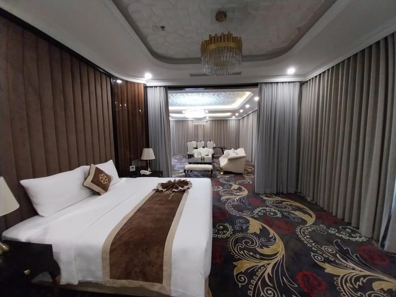 Cua Dong Luxury Hotel 荣市 外观 照片